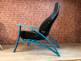 овальная труба в каракасах металлической мебели